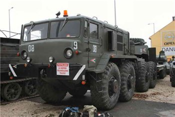 MAZ-537 Heavy Prime Mover Walk Around
